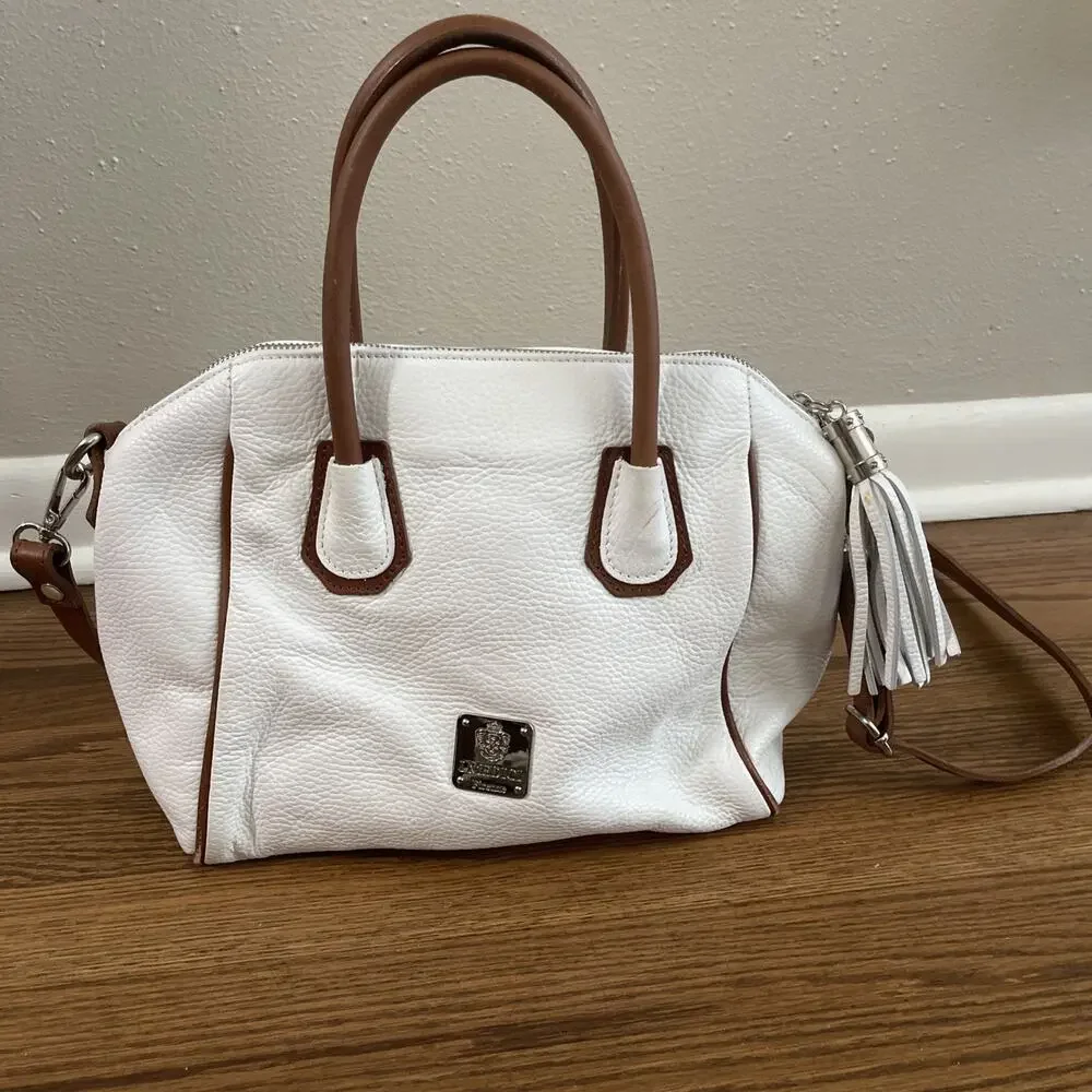I Medici Firenze Pebbled Leather Purse Crossbody Handled White Brown Tassels